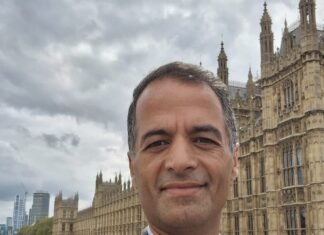 तलबभत्ता नलिने ‘उच्च नैतिकता’को प्रचारबाजी: सुविधासम्पन्नहरूको ‘स्टन्ट’ कि वास्तविक सेवा?