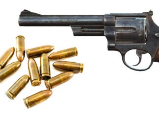 हनुमन्ते खोला किनारमा ३ राउण्ड गोली लोड भएको पेस्तोल भेटियो